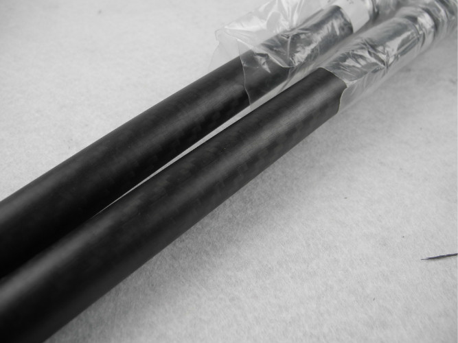 Rolling Twill Matte OD * معرف 16mm * 14mm من ألياف الكربون أنبوب يستخدم للسباق