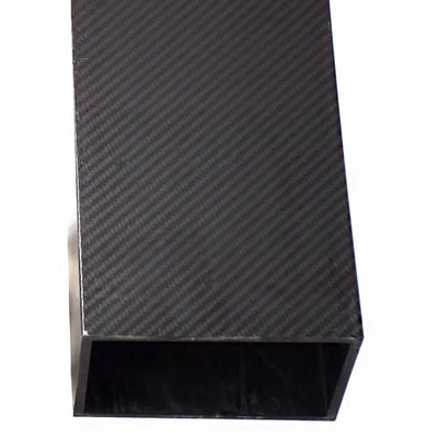 أنبوب مستطيل مستطيل ثمانية الأطراف لامع / نصف / متطابق من ألياف الكربون مربع 30x20mm